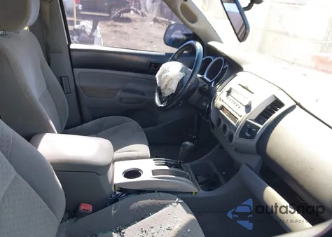 2007 Toyota Tacoma Prerunner V6 z USA, uszkodzony, nr VIN 5TETU62N57Z371078